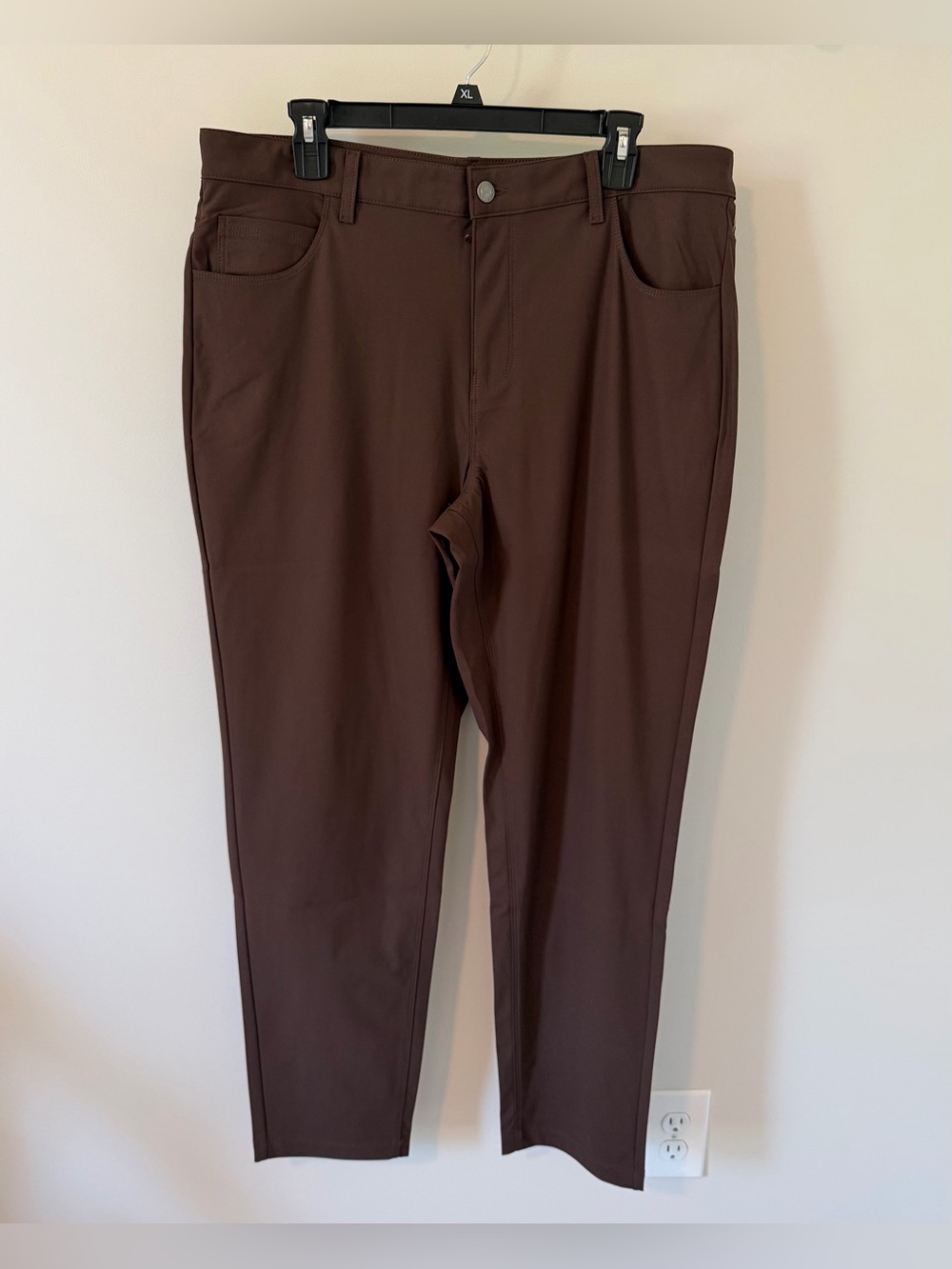 Fabletics The Don 5 Pocket Pant Classic Fit Size 35x32 Cacao Brown